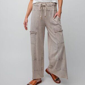EASEL Select Comfort LUX Premium Mineral Wash Wide Leg Pant Raw Hem Seam Details